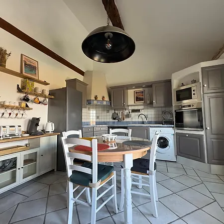 Holiday home Entre Canal Et Foret Landaise *